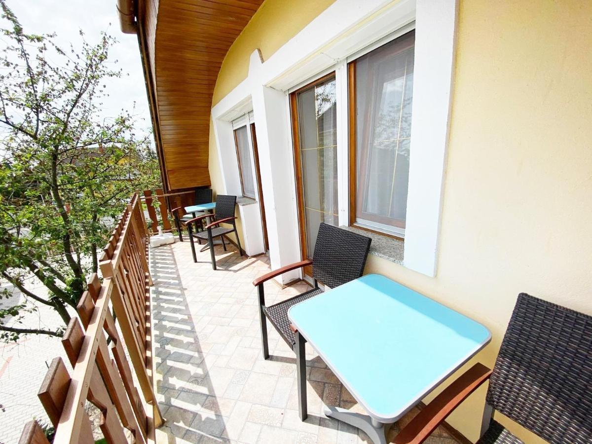 Apartman Siesta Buek - Buekfuerdo מראה חיצוני תמונה