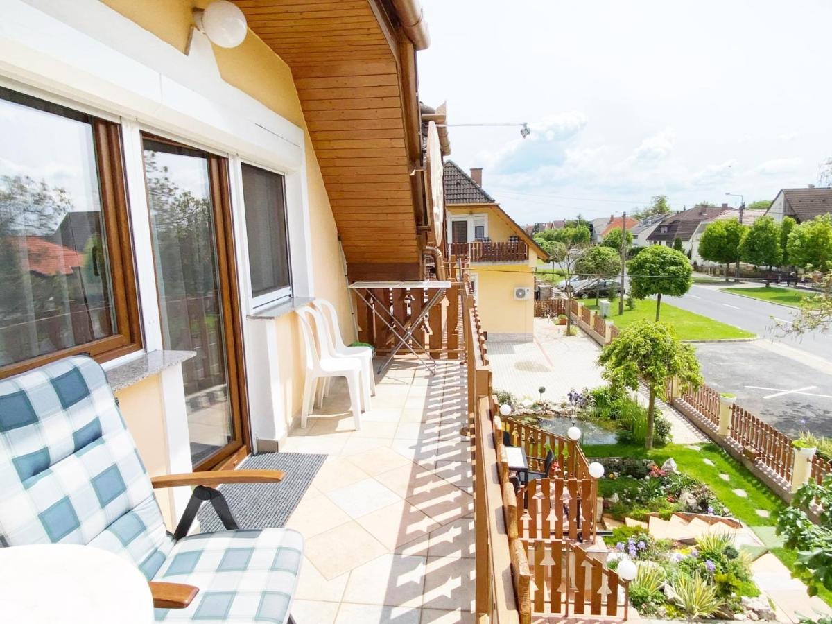 Apartman Siesta Buek - Buekfuerdo מראה חיצוני תמונה