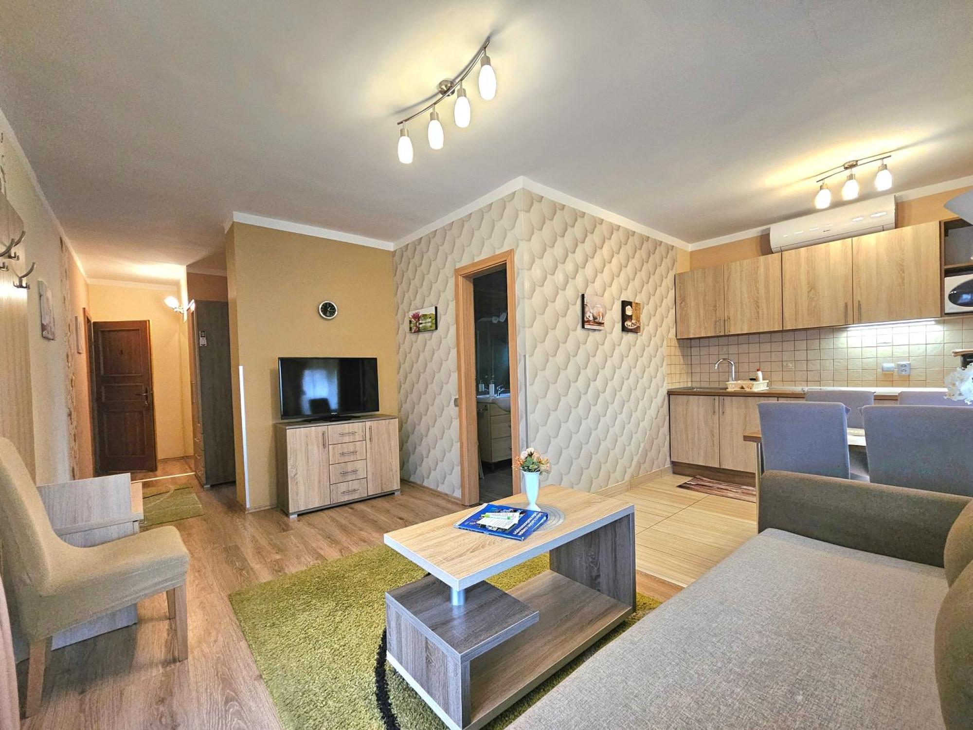 Apartman Siesta Buek - Buekfuerdo מראה חיצוני תמונה